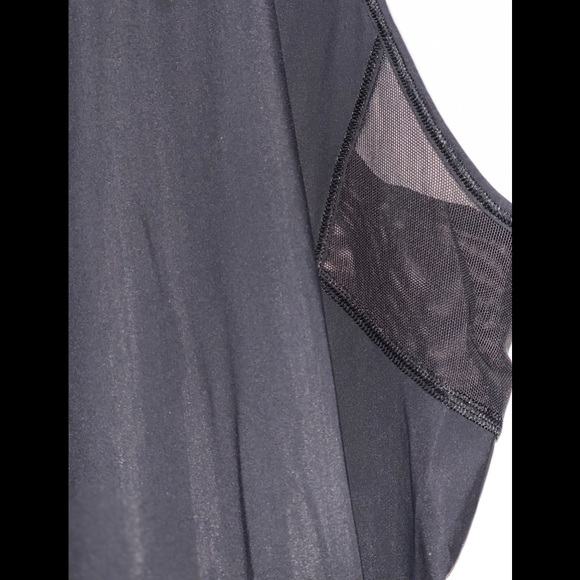 Lululemon Black Sculpt Tank II - Picture 7 of 7